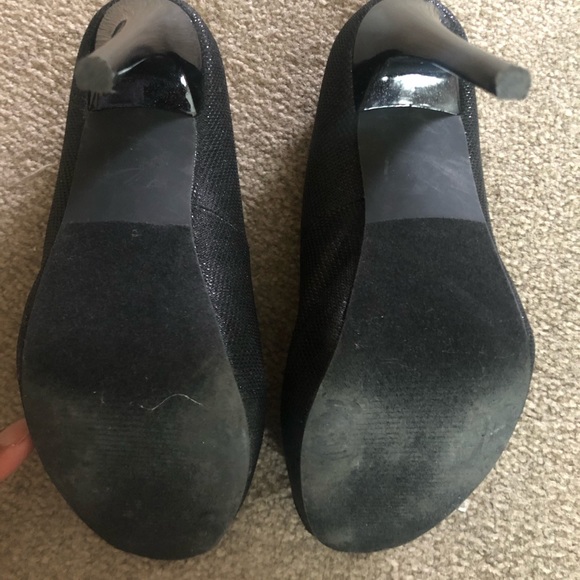 Shiny black high heels - Picture 5 of 6